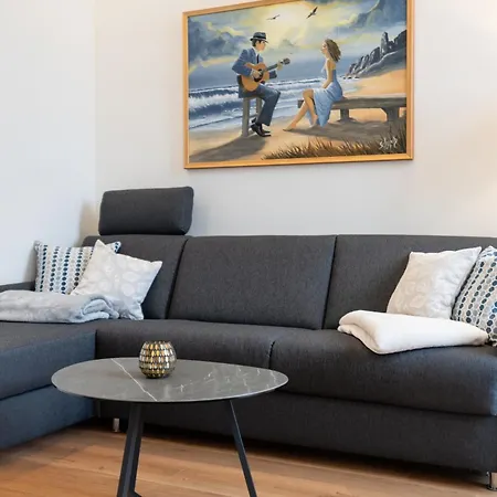 Carmen Apartment *